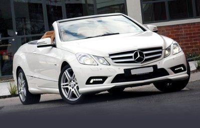 2011_mercedes_benz_e_250_cgi_cabriolet_road_test_review_australia_01-4d4769269e78e.jpg